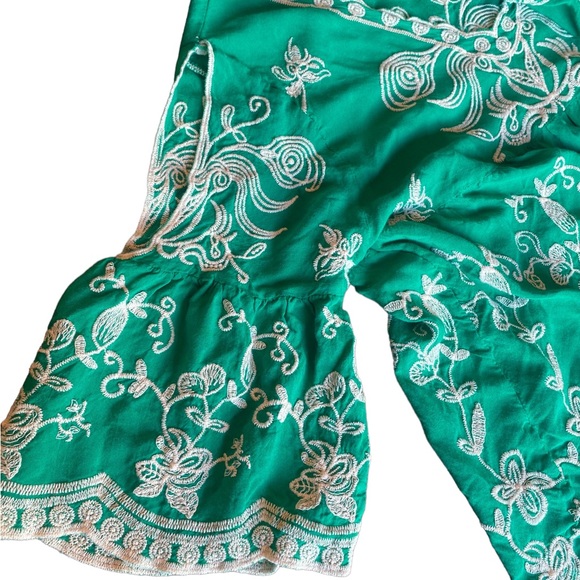 Solitaire Boho Emerald Green Embroidered Floral Top - Picture 10 of 12
